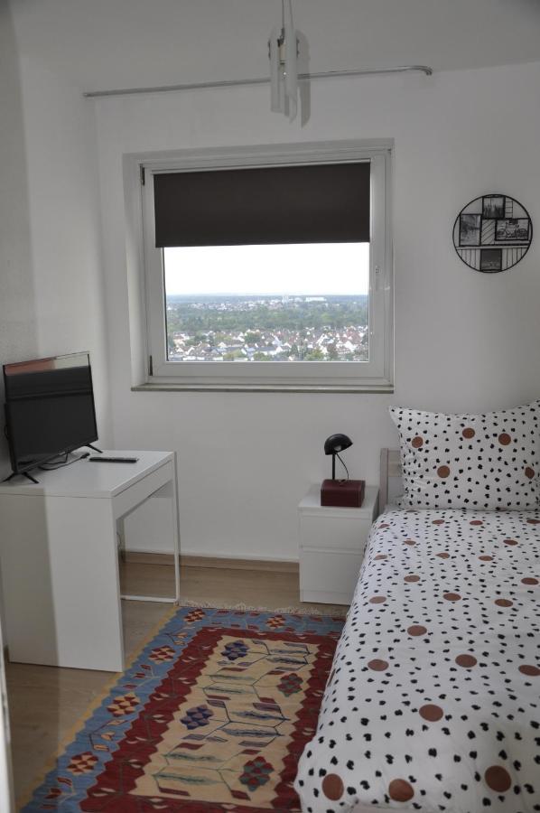 Ueber Den Wolken Und Super Zentral Zwischen Frankfurt Und Darmstadt - 100Qm Langen  Εξωτερικό φωτογραφία
