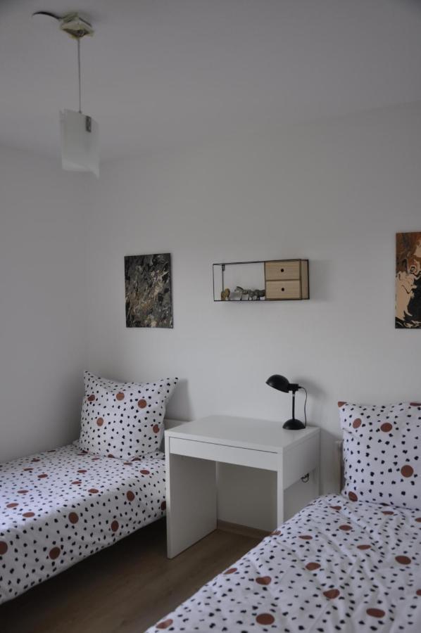 Ueber Den Wolken Und Super Zentral Zwischen Frankfurt Und Darmstadt - 100Qm Langen  Εξωτερικό φωτογραφία
